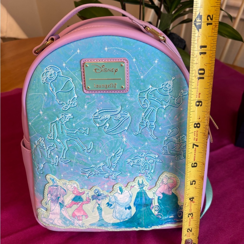 Disney Villians 2022 Limited Edition Backpack NWOT - Picture 4 of 5